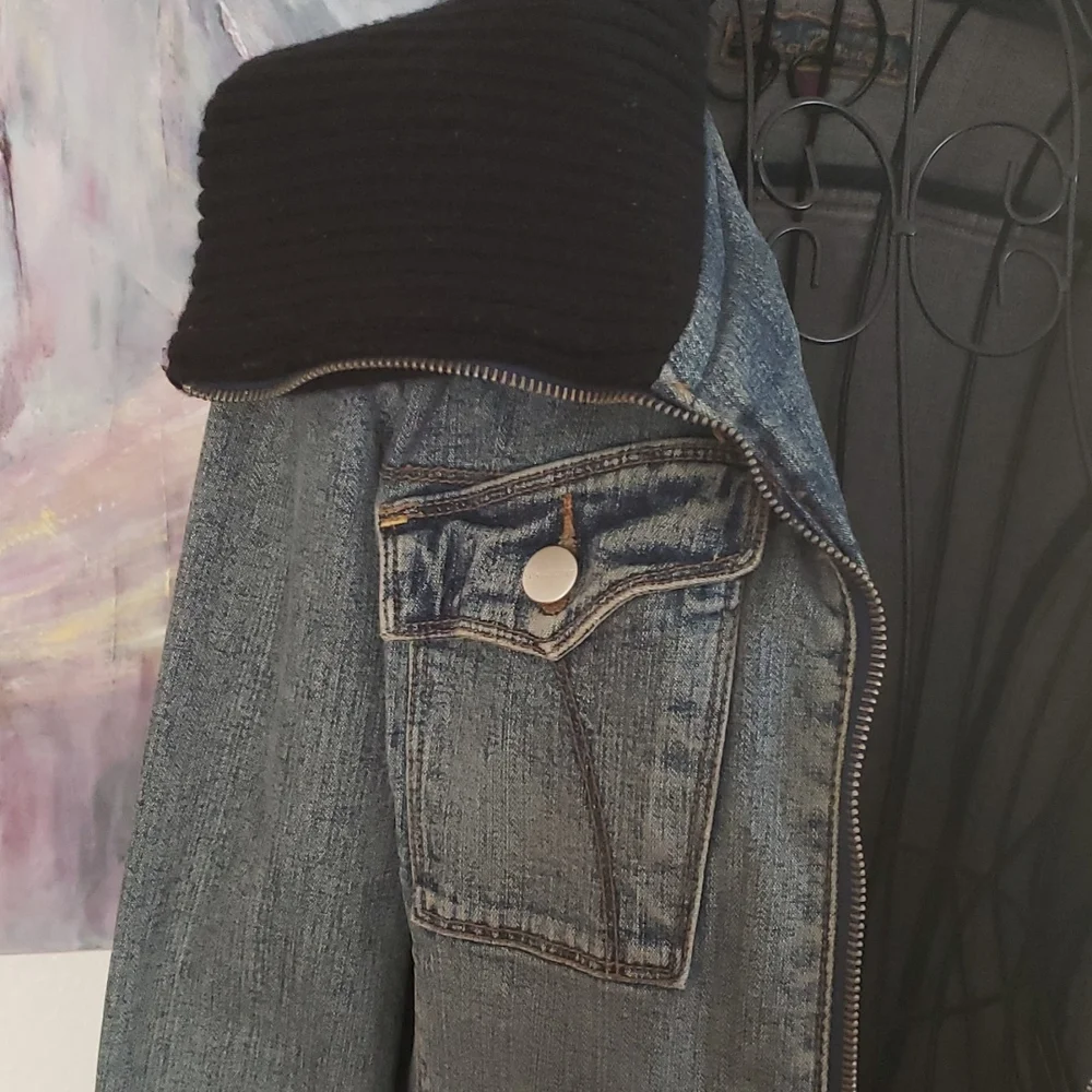 Jean jacket - Picture 2 of 6